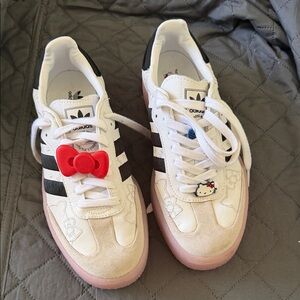 Adidas Hello Kitty Size 8